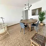 Primera Linea Apartman *
